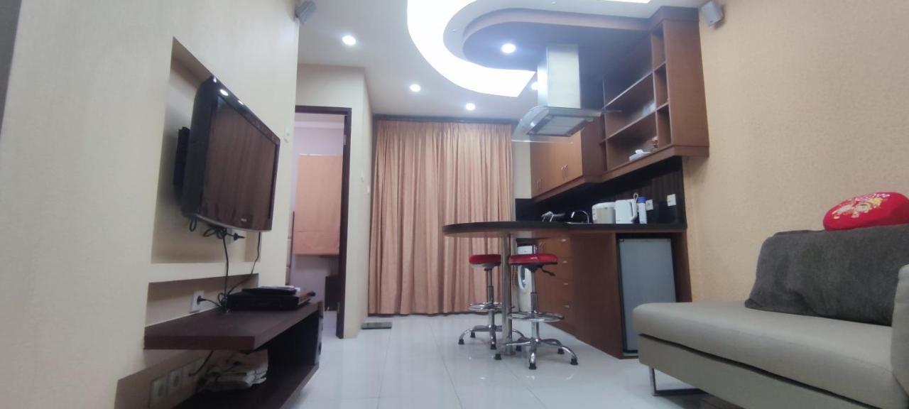 Classy! 2Br Apartment - Modern Comfort In West Jakarta Cbd Kültér fotó